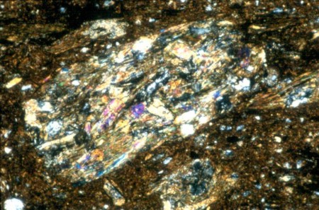Amphibolite - Cross polarized light - Godin Tepe - Iran